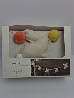 New In BOX Felt Bunny Garland, 6 ft. long, from Threshold.